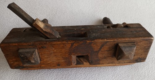 Alter antiker zimmermann hobel - antiker,