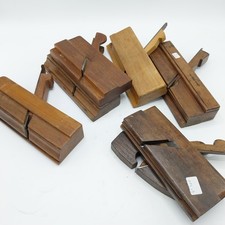 Verschiedede Holz Hobel aus